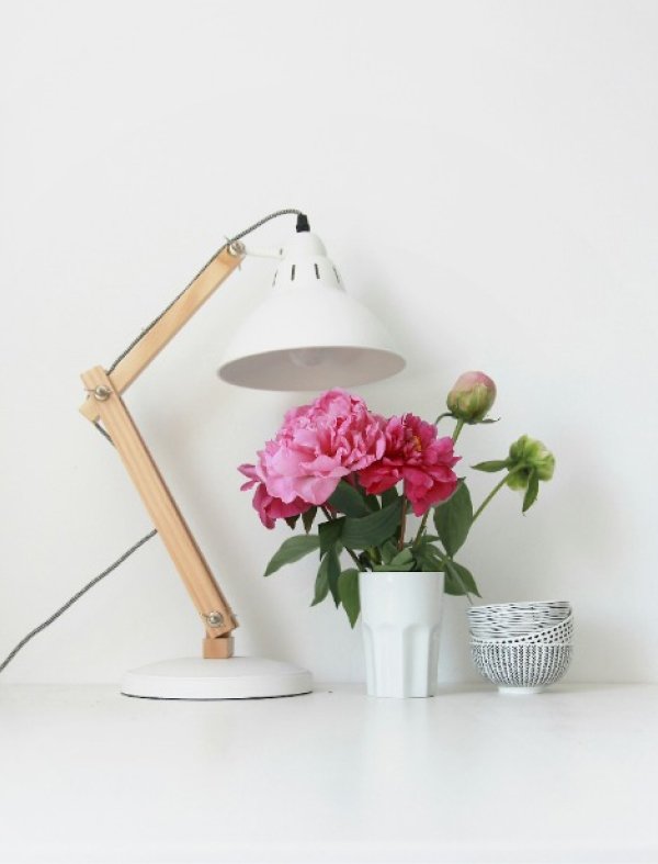 product-10 HyperLight Desk Lamp 1
